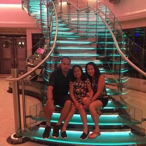 Meet your Posher, Desiree